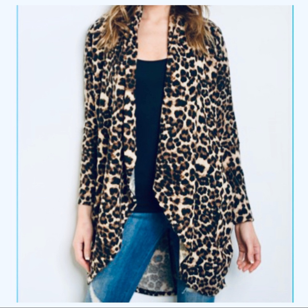 ✨ONE HOUR SALE✨Open draped Leopard open Cardigan - Picture 5 of 8
